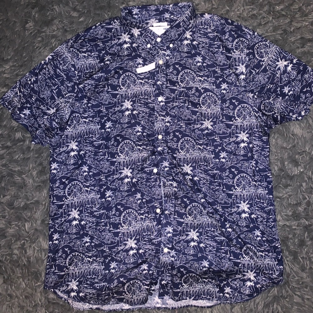New Old navy Button Up